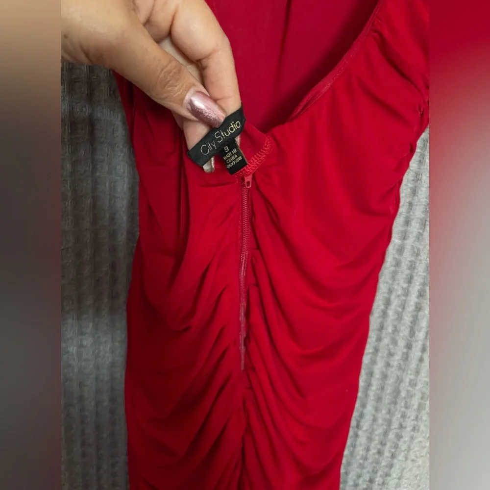 New without tags red “city studio” size 9 - Picture 3 of 3